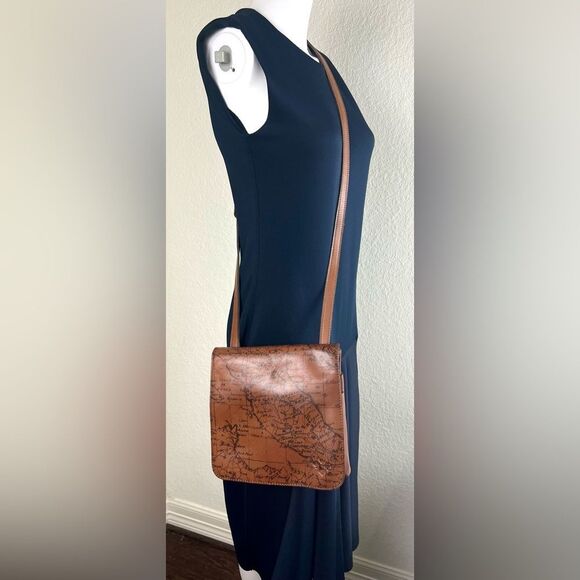 Patricia Nash Granada Crossbody Bag Signature Map - Picture 3 of 15
